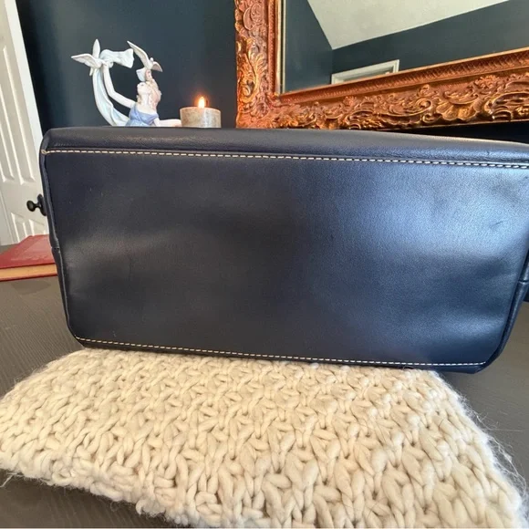 Dooney & Bourke Black and Tan Leather Shoulder Bag - Picture 3 of 9